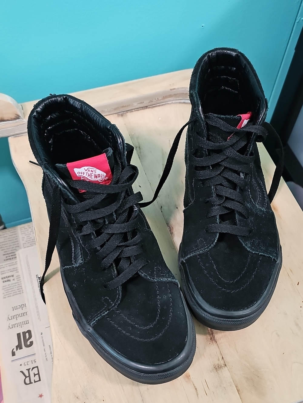 Vans Black High-Top Suede Sneakers with Red Logo Tab Mens Size 6.5 Womens Size 8